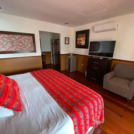 Coras Place Bacalar Lagoon Front Room photo